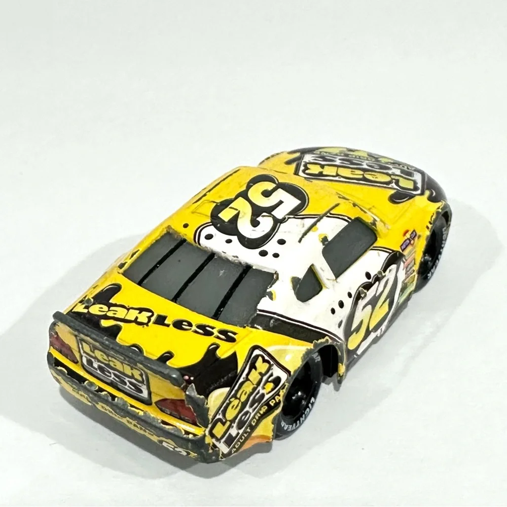 Disney Cars Brian Spark Launcher Leakless